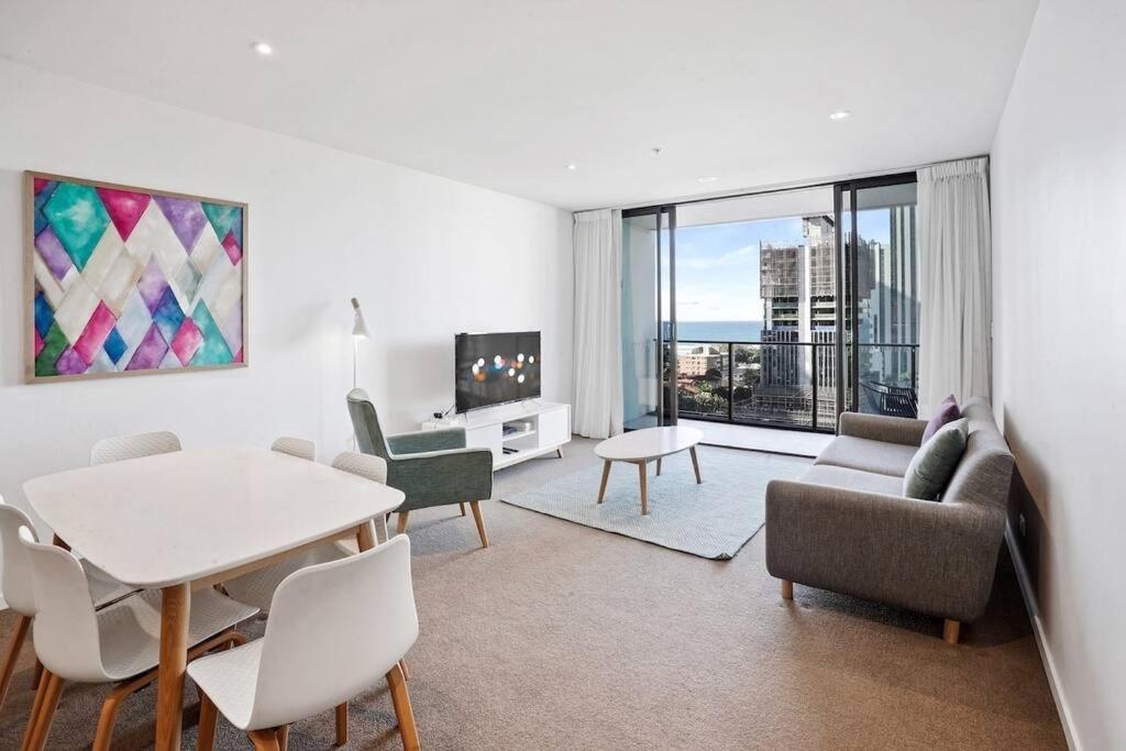 Broadbeach Apartment Level 10 With Beach Views Gold Coast Esterno foto