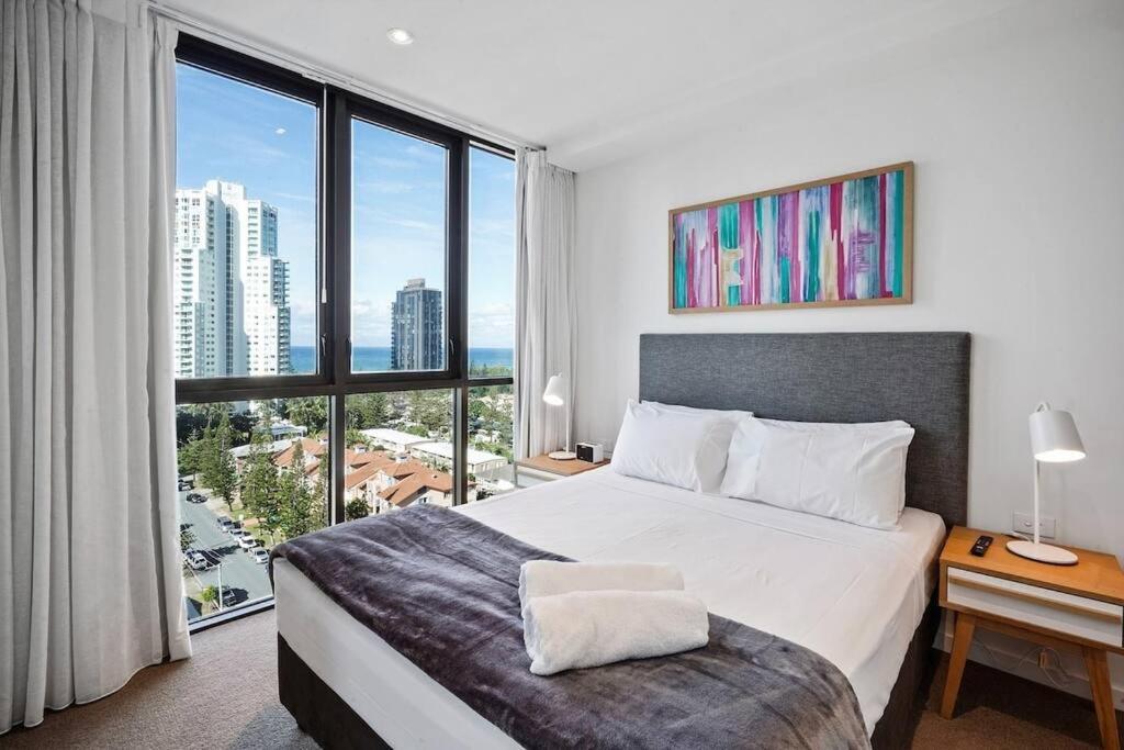 Broadbeach Apartment Level 10 With Beach Views Gold Coast Esterno foto